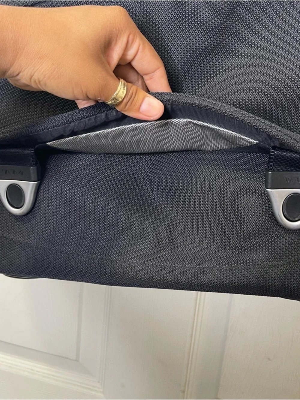 Tumi T3 Flip Flap Brief Laptop Briefcase Messenger Bag